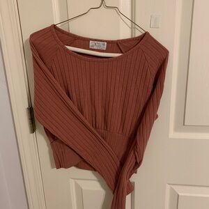 Ribbed rich pink shirt size small